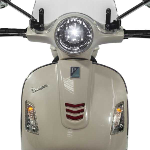 Moto a Batería Vespa Asiento de Cuero, Usb, Luces y Musica - Imagen 4
